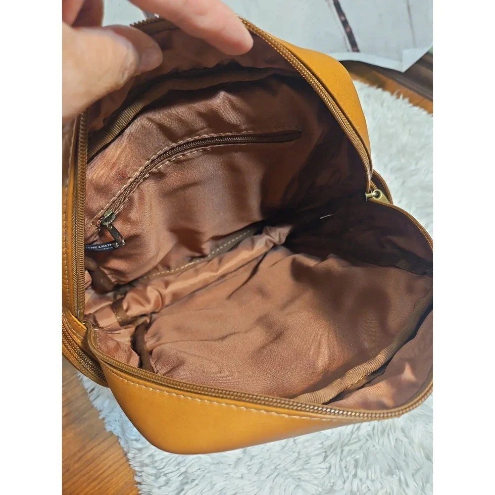 The Unbranded Brand genuine leather